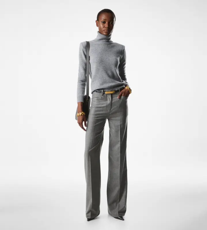 SOFT CASHMERE KNIT TURTLENECK TOP WITH SHOULDER PADS online